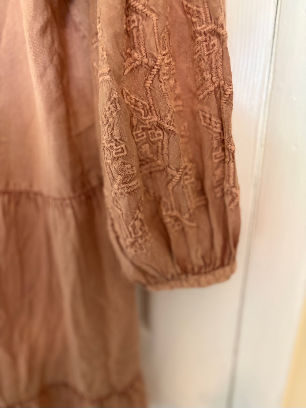 NWT Solitaire Mauve Boho Dress - Picture 6 of 10